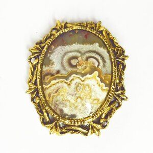 Vintage Agate Stone Cabochon Brooch Oval Gold-Tone Filigree Frame